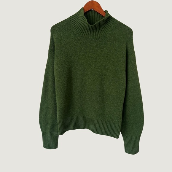 Uniqlo Sweaters - Uniqlo Souffle Yarn Mock Neck Sweater Green Wool Blend Relaxed Fit Small preppy